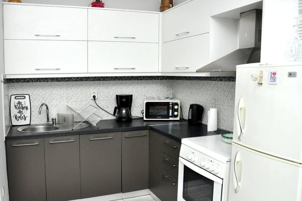 Koukakis Sunshine Roof Apartment 雅典 外观 照片